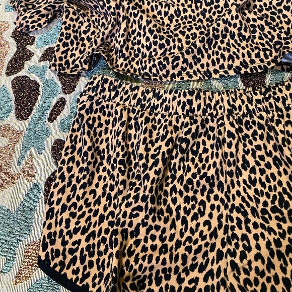Forever 21 Cheetah Set - Picture 5 of 6